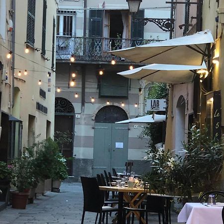 La Casa Sulla Piazzetta Apartamento Albenga Exterior foto
